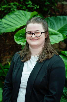 Portrait of Lindsey Hart